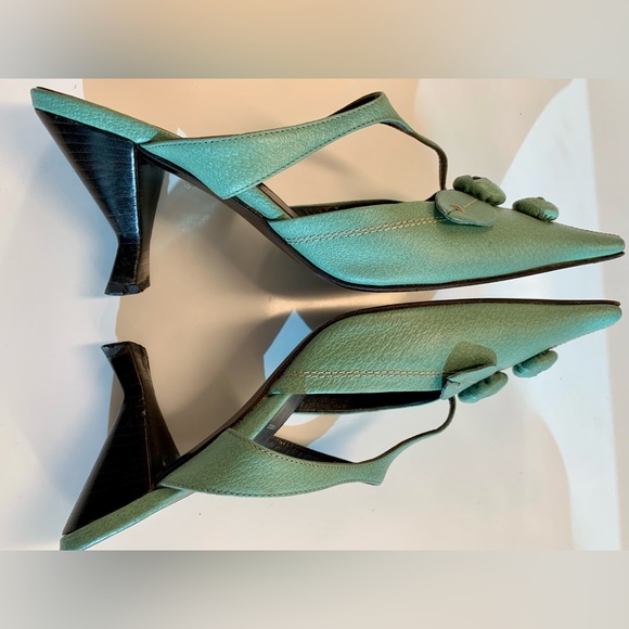 Genuine PRADA light green leather floral MULES 2” kitten heel sz 37 US 6.5-7 - Picture 9 of 16